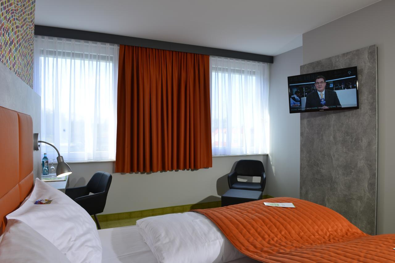 Sleepysleepy Hotel Giessen Linden  외부 사진