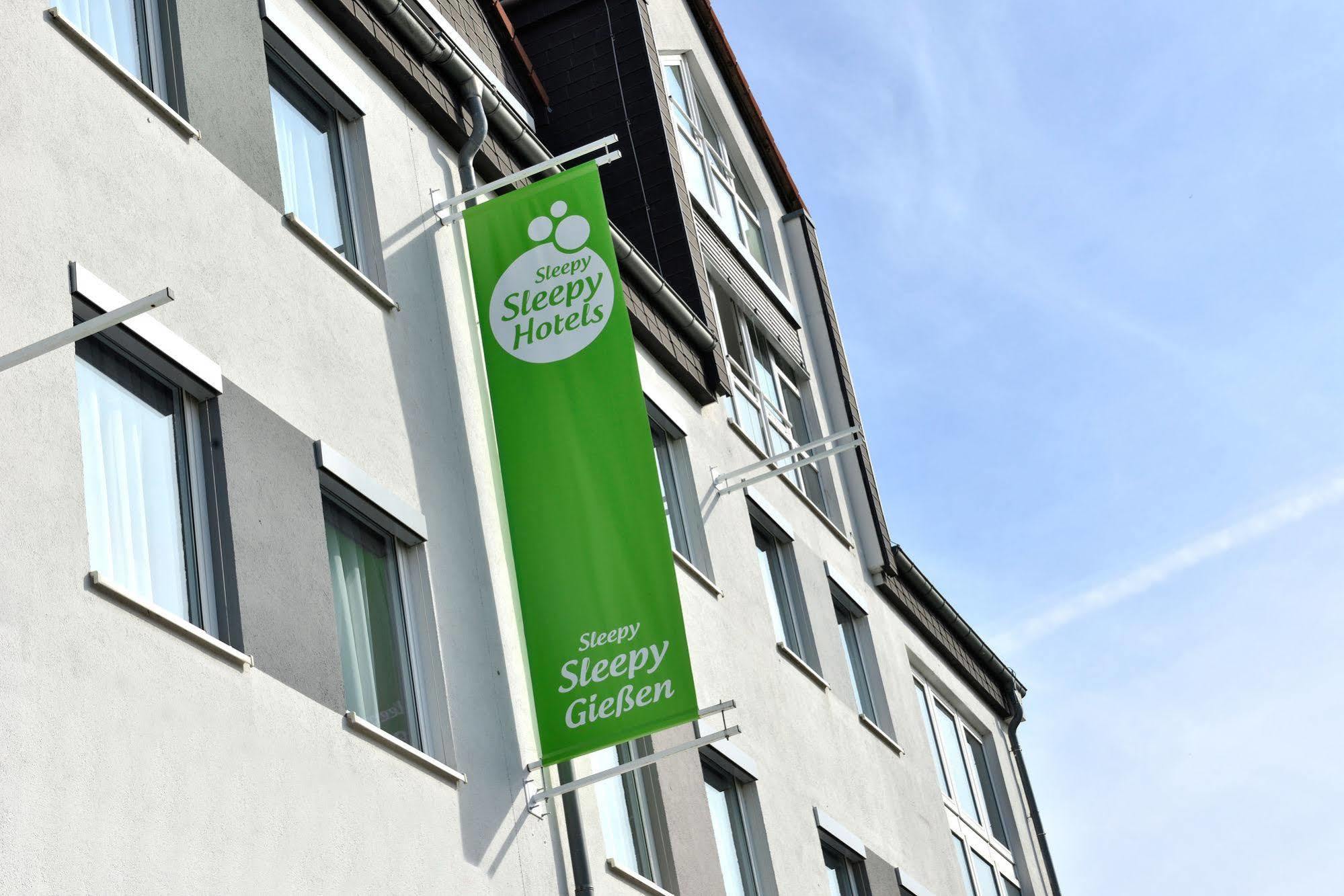Sleepysleepy Hotel Giessen Linden  외부 사진
